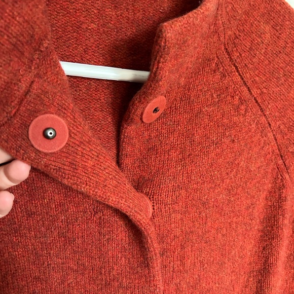 Eileen Fisher cardigan, large snap closure, elbow length sleeves - Picture 3 of 7